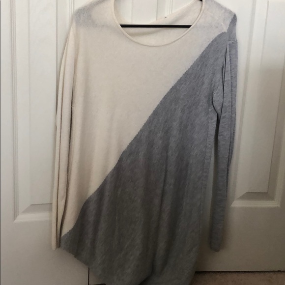 Sweater - Picture 1 of 1